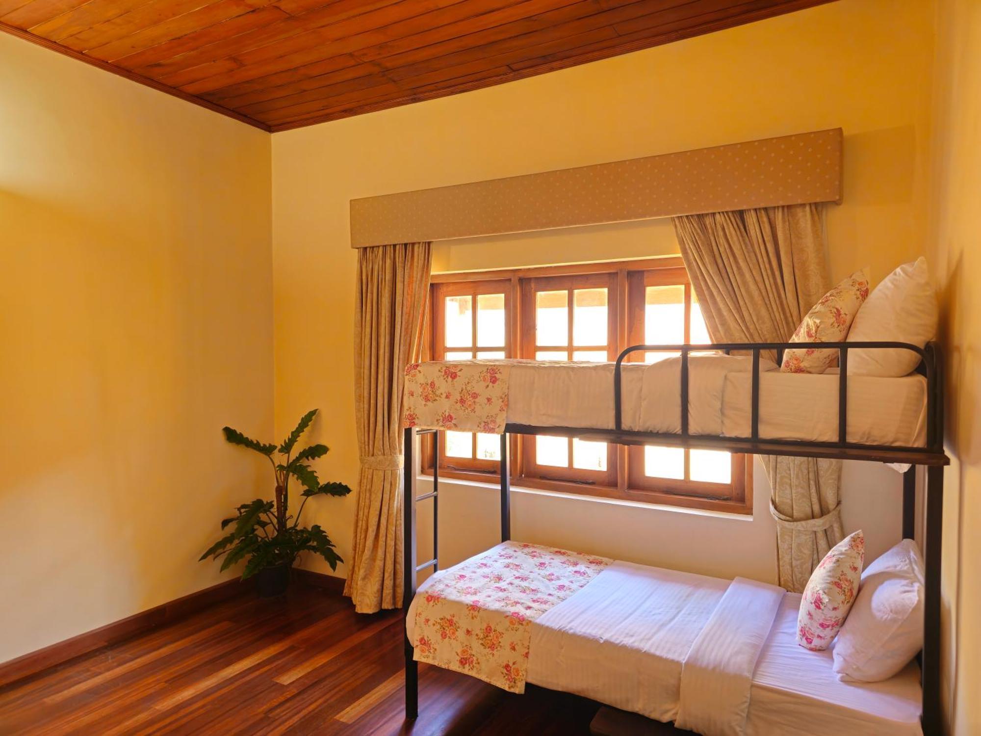 The Loris Manor Hotel นูวาราเอลิยา ภายนอก รูปภาพ