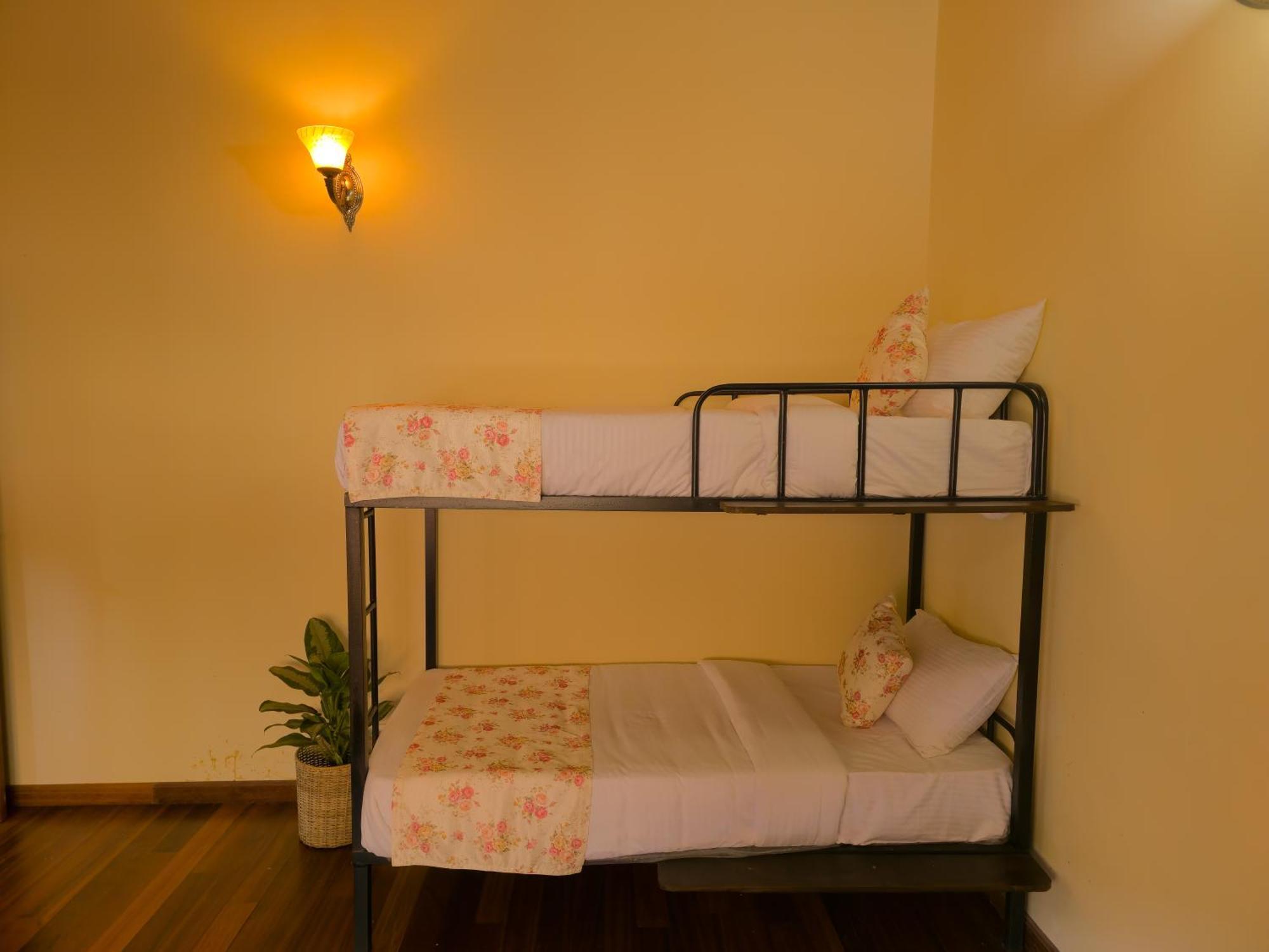 The Loris Manor Hotel นูวาราเอลิยา ภายนอก รูปภาพ